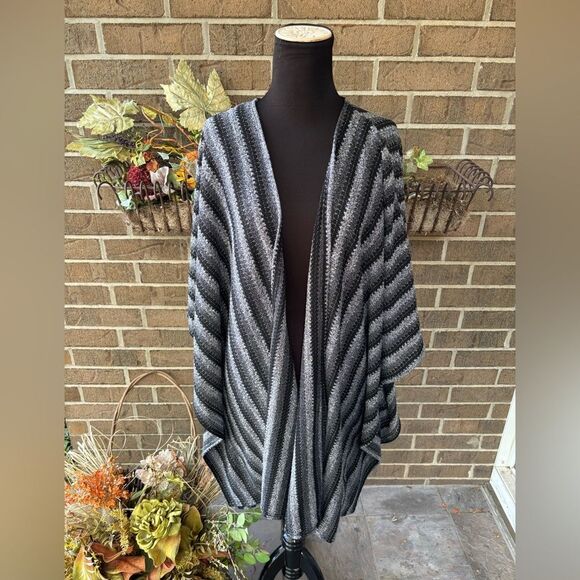 NWT Three Bird Nest Black and Gray Striped Poncho - Picture 1 of 6